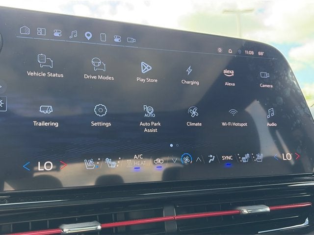 2025 Chevrolet Silverado EV Max Range RST