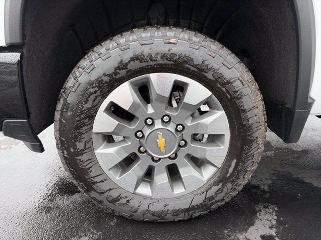 2026 Chevrolet Silverado 2500HD 4WD Crew Cab 159" Custom