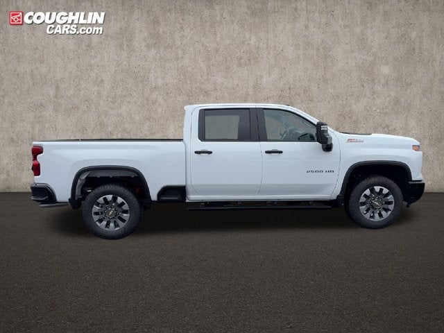 2026 Chevrolet Silverado 2500HD 4WD Crew Cab 159" Custom