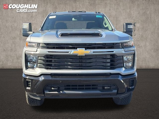 2026 Chevrolet Silverado 2500HD 4WD Crew Cab 159" Custom