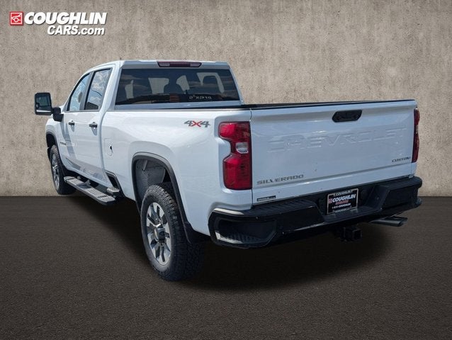 2026 Chevrolet Silverado 2500HD 4WD Crew Cab 172" Custom