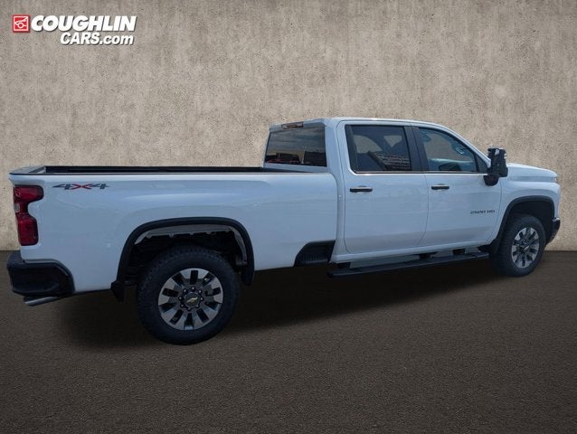 2026 Chevrolet Silverado 2500HD 4WD Crew Cab 172" Custom