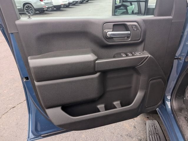 2026 Chevrolet Silverado 2500HD 4WD Crew Cab 172" Custom