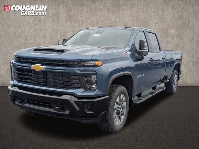 2026 Chevrolet Silverado 2500HD 4WD Crew Cab 172" Custom