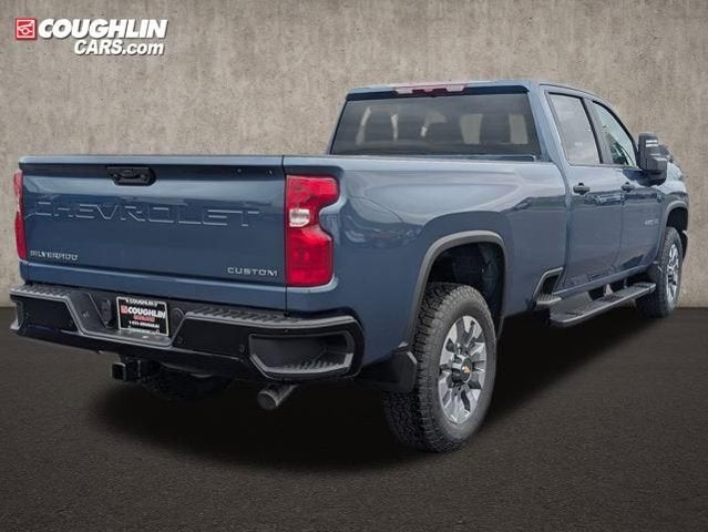2026 Chevrolet Silverado 2500HD 4WD Crew Cab 172" Custom