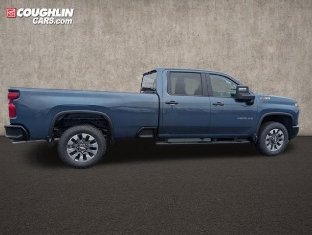 2026 Chevrolet Silverado 2500HD 4WD Crew Cab 172" Custom