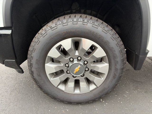 2026 Chevrolet Silverado 2500HD 4WD Crew Cab 159" Custom
