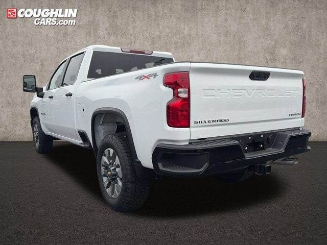 2026 Chevrolet Silverado 2500HD 4WD Crew Cab 159" Custom