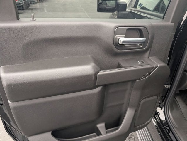 2026 Chevrolet Silverado 2500HD 4WD Crew Cab 159" Custom