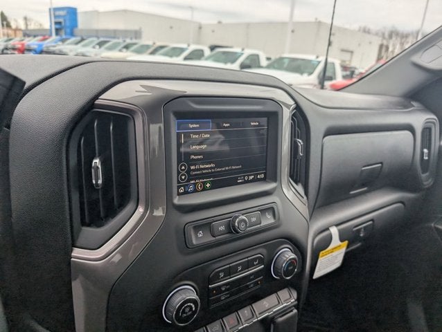 2026 Chevrolet Silverado 2500HD 4WD Crew Cab 159" Custom