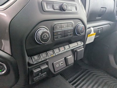 2026 Chevrolet Silverado 2500HD 4WD Crew Cab 159" Custom