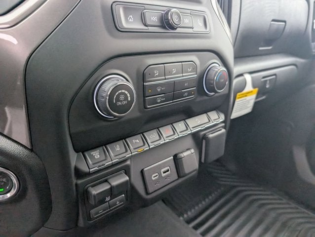 2026 Chevrolet Silverado 2500HD 4WD Crew Cab 159" Custom