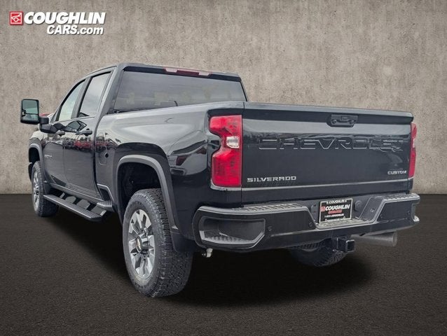 2026 Chevrolet Silverado 2500HD 4WD Crew Cab 159" Custom