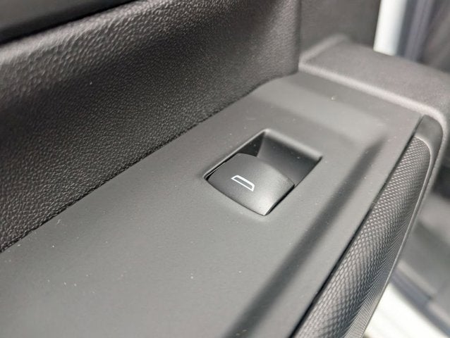 2026 Chevrolet Silverado 2500HD 4WD Crew Cab 159" Custom