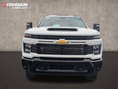 2026 Chevrolet Silverado 2500HD 4WD Crew Cab 159" Custom