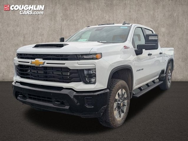 2026 Chevrolet Silverado 2500HD 4WD Crew Cab 159" Custom