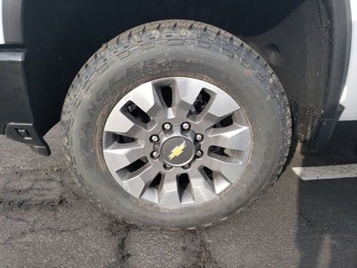 2026 Chevrolet Silverado 2500HD 4WD Crew Cab 172" Custom