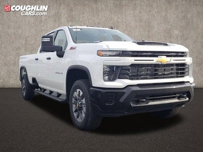 2026 Chevrolet Silverado 2500HD 4WD Crew Cab 172" Custom