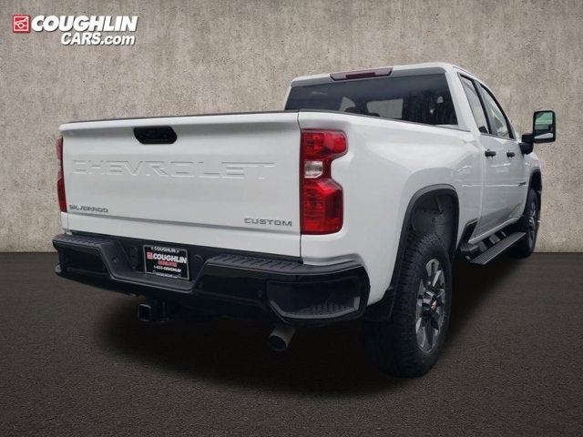 2026 Chevrolet Silverado 2500HD 4WD Double Cab 149" Custom