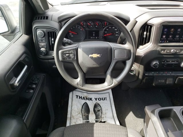 2022 Chevrolet Silverado 1500 4WD Crew Cab 147" Custom