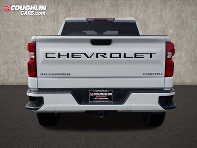 2022 Chevrolet Silverado 1500 4WD Crew Cab 147" Custom