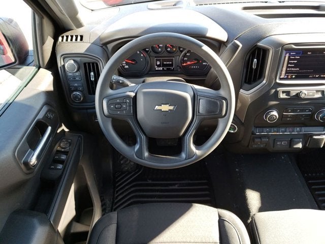 2026 Chevrolet Silverado 1500 4WD Crew Cab 147" Custom