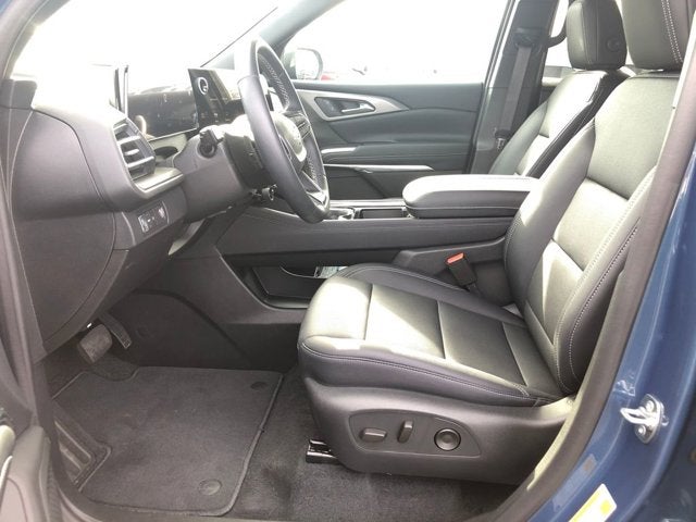 2025 Chevrolet Traverse FWD LT