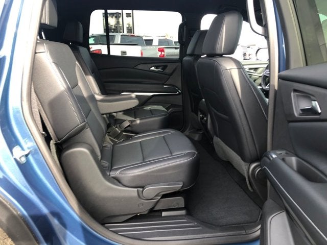 2025 Chevrolet Traverse FWD LT