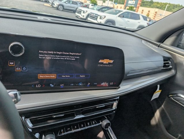 2027 Chevrolet Traverse AWD LT