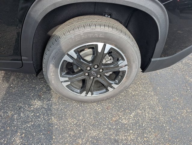2027 Chevrolet Traverse AWD LT