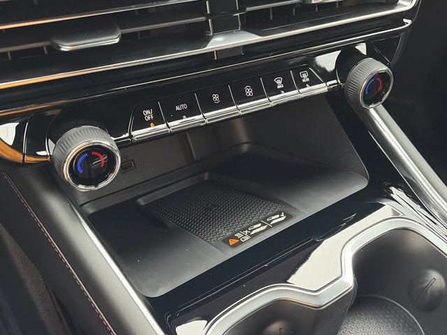 2027 Chevrolet Traverse AWD RS