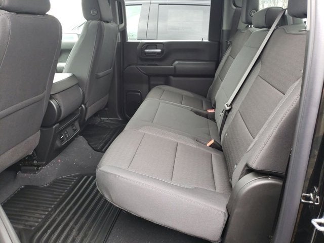 2026 Chevrolet Silverado 2500HD 4WD Crew Cab 159" Custom