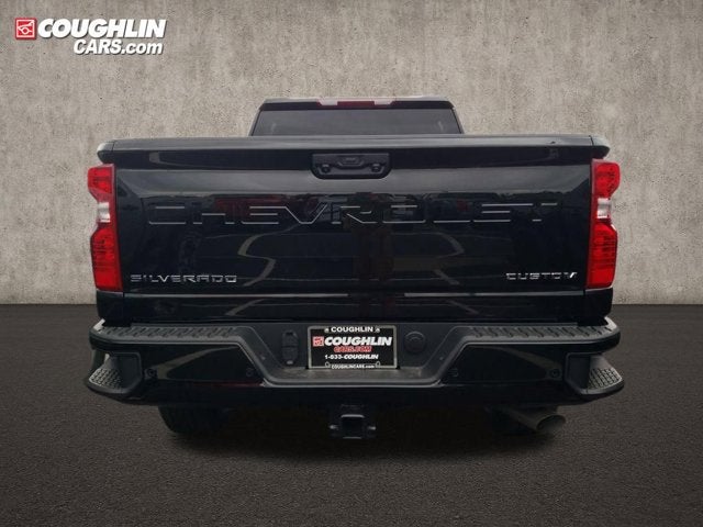 2026 Chevrolet Silverado 2500HD 4WD Crew Cab 159" Custom