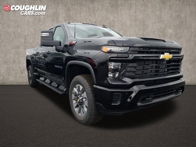 2026 Chevrolet Silverado 2500HD 4WD Crew Cab 159" Custom