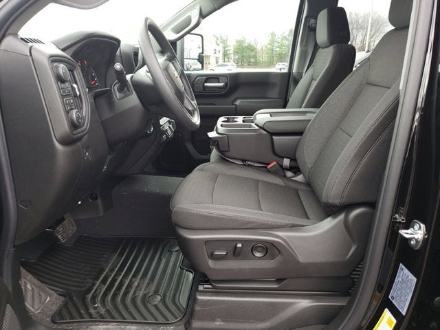 2026 Chevrolet Silverado 2500HD 4WD Crew Cab 159" Custom