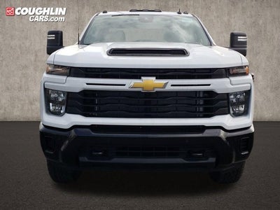 2026 Chevrolet Silverado 2500HD 4WD Crew Cab 159" Custom