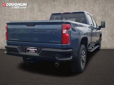2026 Chevrolet Silverado 2500HD 4WD Crew Cab 159" Custom