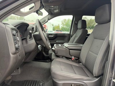 2023 Chevrolet Silverado 1500 4WD Crew Cab 147" Custom