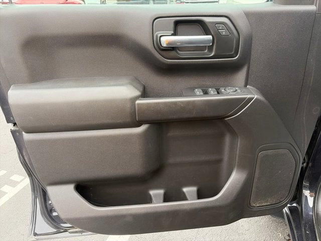 2023 Chevrolet Silverado 1500 4WD Crew Cab 147" Custom