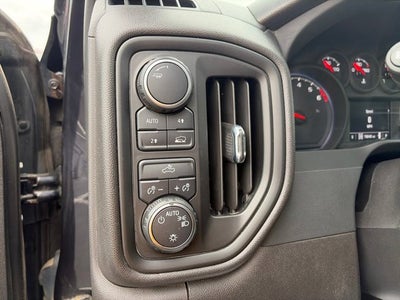 2023 Chevrolet Silverado 1500 4WD Crew Cab 147" Custom