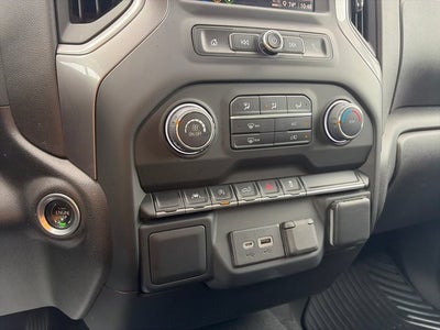 2023 Chevrolet Silverado 1500 4WD Crew Cab 147" Custom