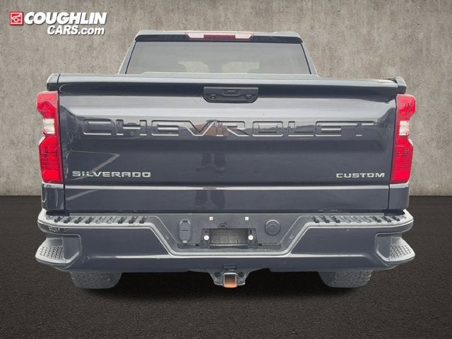 2023 Chevrolet Silverado 1500 4WD Crew Cab 147" Custom