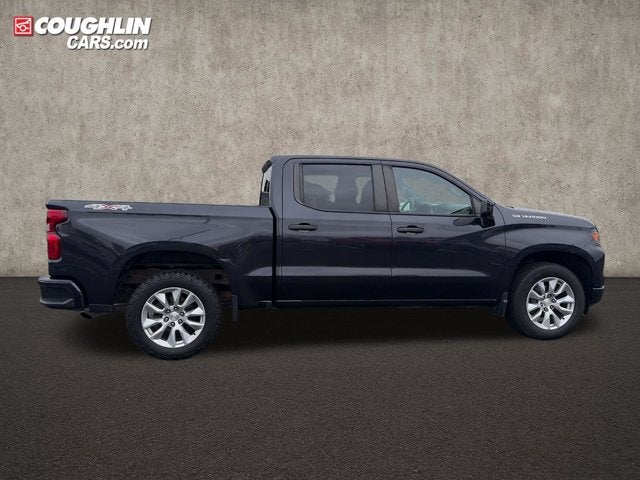 2023 Chevrolet Silverado 1500 4WD Crew Cab 147" Custom