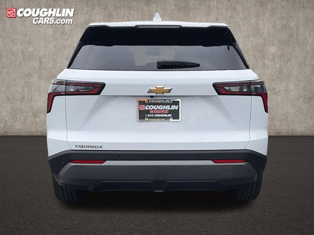 2027 Chevrolet Equinox FWD LT
