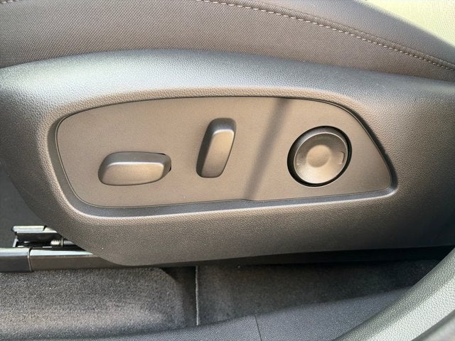 2027 Chevrolet Equinox FWD LT