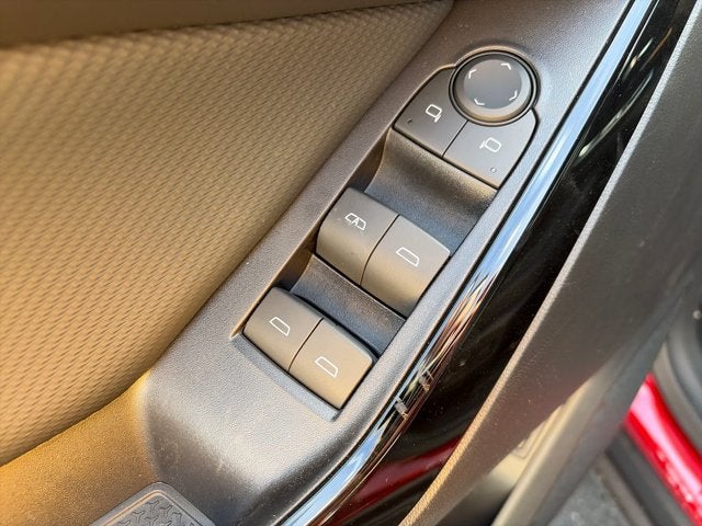 2027 Chevrolet Equinox FWD LT