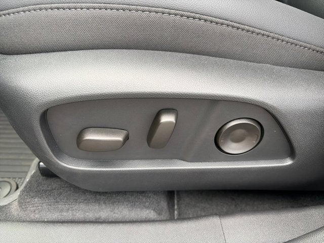 2027 Chevrolet Equinox FWD LT