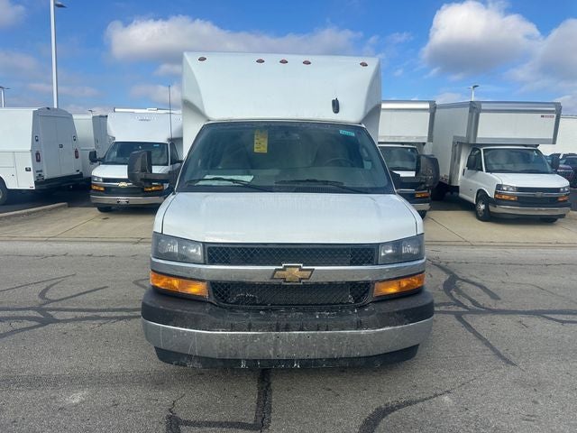 2025 Chevrolet Express Commercial Cutaway Van 159"