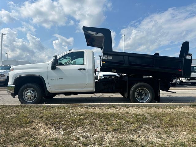 2026 Chevrolet Silverado 3500HD CC Work Truck