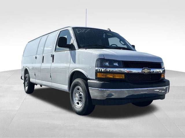 2025 Chevrolet Express Cargo Van RWD 3500 155"